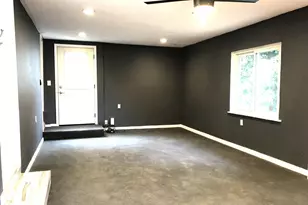 8600 Seneca St, Oakland, CA 94605 - Photo 22