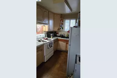 8600 Seneca Street, Oakland, CA 94605 - Photo 18