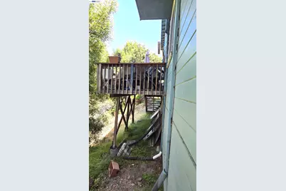 8600 Seneca Street, Oakland, CA 94605 - Photo 14