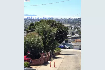 8600 Seneca Street, Oakland, CA 94605 - Photo 26