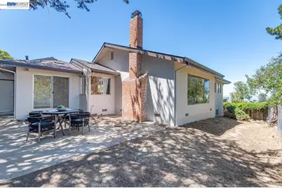 3510 Bridle Dr, Hayward, CA 94541 - Photo 28