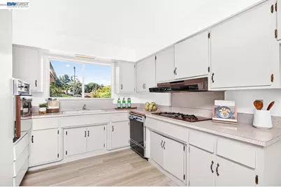 3510 Bridle Dr, Hayward, CA 94541 - Photo 8