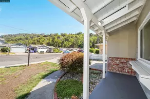 2309 Julia Ct, Pinole, CA 94564 - Photo 10
