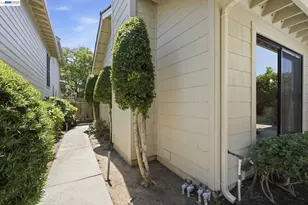 1896 Brixton Ct, San Jose, CA 95132 - Photo 34