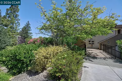 1109 Canyonwood Ct #1, Walnut Creek, CA 94595 - Photo 1