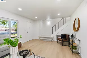 27540 Ponderosa Ct, Hayward, CA 94545 - Photo 6