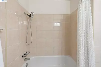 27540 Ponderosa Ct, Hayward, CA 94545 - Photo 24