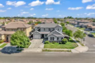 253 Lilac Ln, Livingston, CA 95334 - Photo 2