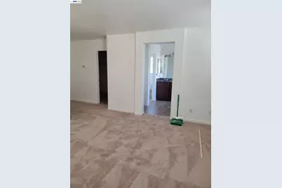 313 Turnstone Cir, Pittsburg, CA 94565 - Photo 32