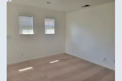 313 Turnstone Cir, Pittsburg, CA 94565 - Photo 26