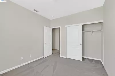 8415 Merry Hill Way, Elk Grove, CA 95624 - Photo 24