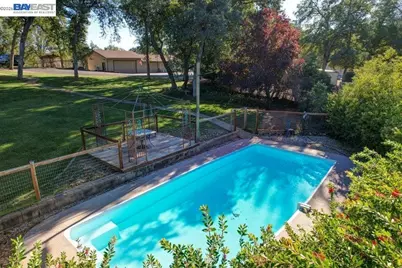 19650 Russell, Cottonwood, CA 96022 - Photo 44
