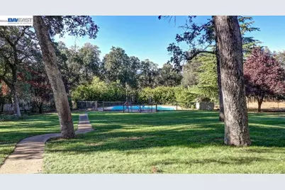 19650 Russell, Cottonwood, CA 96022 - Photo 40