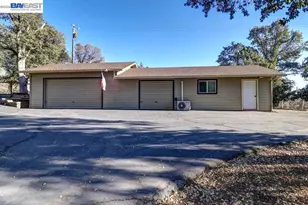 19650 Russell, Cottonwood, CA 96022 - Photo 12