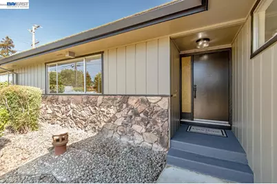 1681 5th St, Livermore, CA 94550 - Photo 4