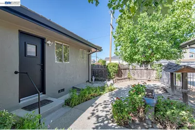 1681 5th St, Livermore, CA 94550 - Photo 52