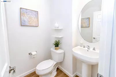 1026 Aquamarine Ter, Union City, CA 94587 - Photo 8