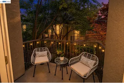 1026 Aquamarine Ter, Union City, CA 94587 - Photo 6