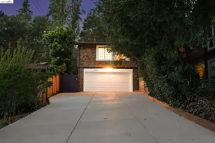 2185 Trafalgar Pl, Oakland, CA 94611 - Photo 2