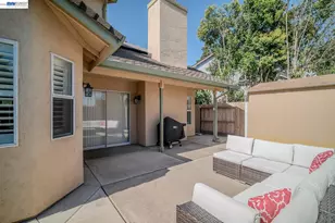 230 Laurelwood Cir, Manteca, CA 95336 - Photo 16
