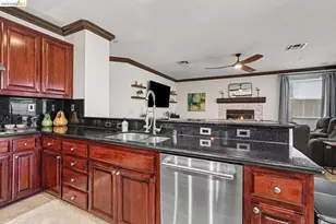 2645 Torrey Pines Dr, Brentwood, CA 94513 - Photo 10