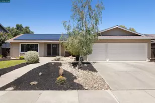 2082 Stratton Rd, Walnut Creek, CA 94598 - Photo 2