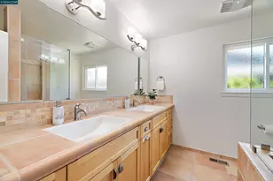 2082 Stratton Rd, Walnut Creek, CA 94598 - Photo 38