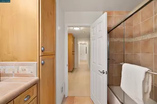 2082 Stratton Rd, Walnut Creek, CA 94598 - Photo 36