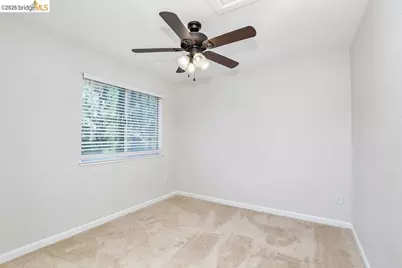 5104 Grass Valley Way, Antioch, CA 94531 - Photo 16