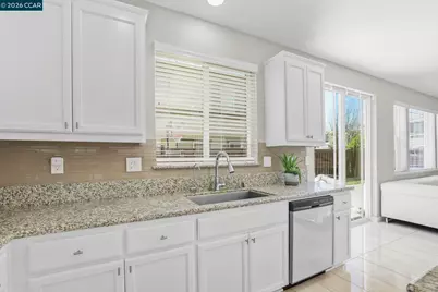 2273 Toscana Dr, Pittsburg, CA 94565 - Photo 24