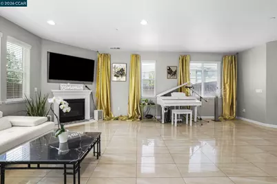 2273 Toscana Dr, Pittsburg, CA 94565 - Photo 8