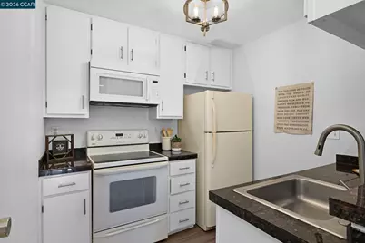 2340 Pleasant Hill Rd #2, Pleasant Hill, CA 94523 - Photo 12