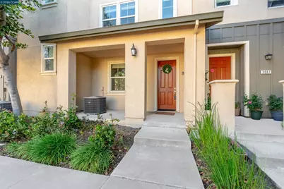 3091 Madsen St, Hayward, CA 94541 - Photo 2