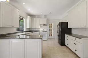 627 6th St, Vallejo, CA 94590 - Photo 12