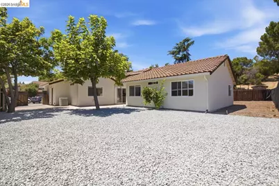 4308 Avila Court, Antioch, CA 94531 - Photo 14