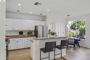 105 Chesapeake Dr, Union City, CA 94587 - Photo 12