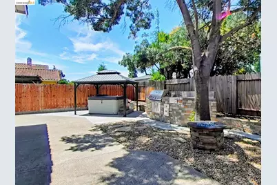 1612 Geyser Cir, Antioch, CA 94509 - Photo 2