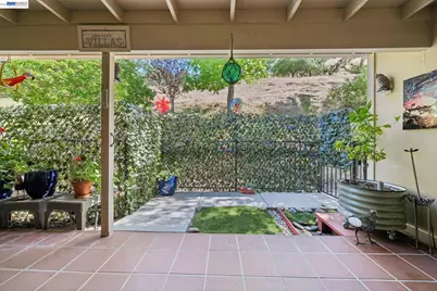 2029 Ptarmigan Dr #2, Walnut Creek, CA 94595 - Photo 36