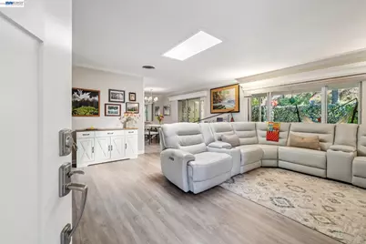 2029 Ptarmigan Dr #2, Walnut Creek, CA 94595 - Photo 6