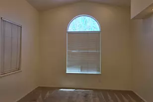 132 Citrine Ct, Gardena, CA 90248 - Photo 4