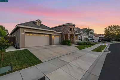 1945 Muirwood Loop, Brentwood, CA 94513 - Photo 4