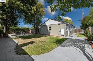 2107 Lessley Ave, Castro Valley, CA 94546 - Photo 34
