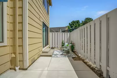 413 Dohrmann Ln, Pinole, CA 94564 - Photo 26