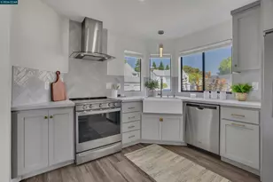 413 Dohrmann Ln, Pinole, CA 94564 - Photo 8