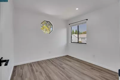 413 Dohrmann Ln, Pinole, CA 94564 - Photo 18