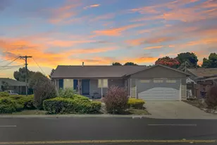 2838 Tara Hills Dr, San Pablo, CA 94806 - Photo 2
