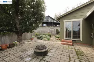 3345 Oakwood Pl, Redding, CA 96001 - Photo 12