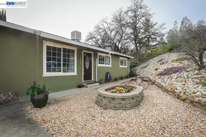 3345 Oakwood Place, Redding, CA 96001 - Photo 4