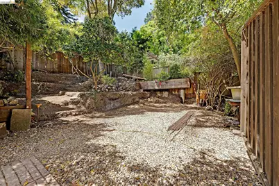 243 Nevada Ave, Richmond, CA 94801 - Photo 20