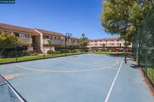 5065 Valley Crest Dr, Concord, CA 94521 - Photo 28